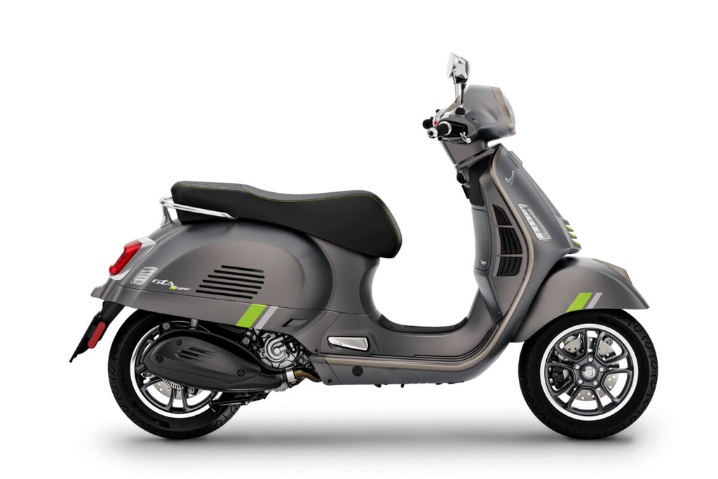Vespa GTS Super Tech GRIGIO