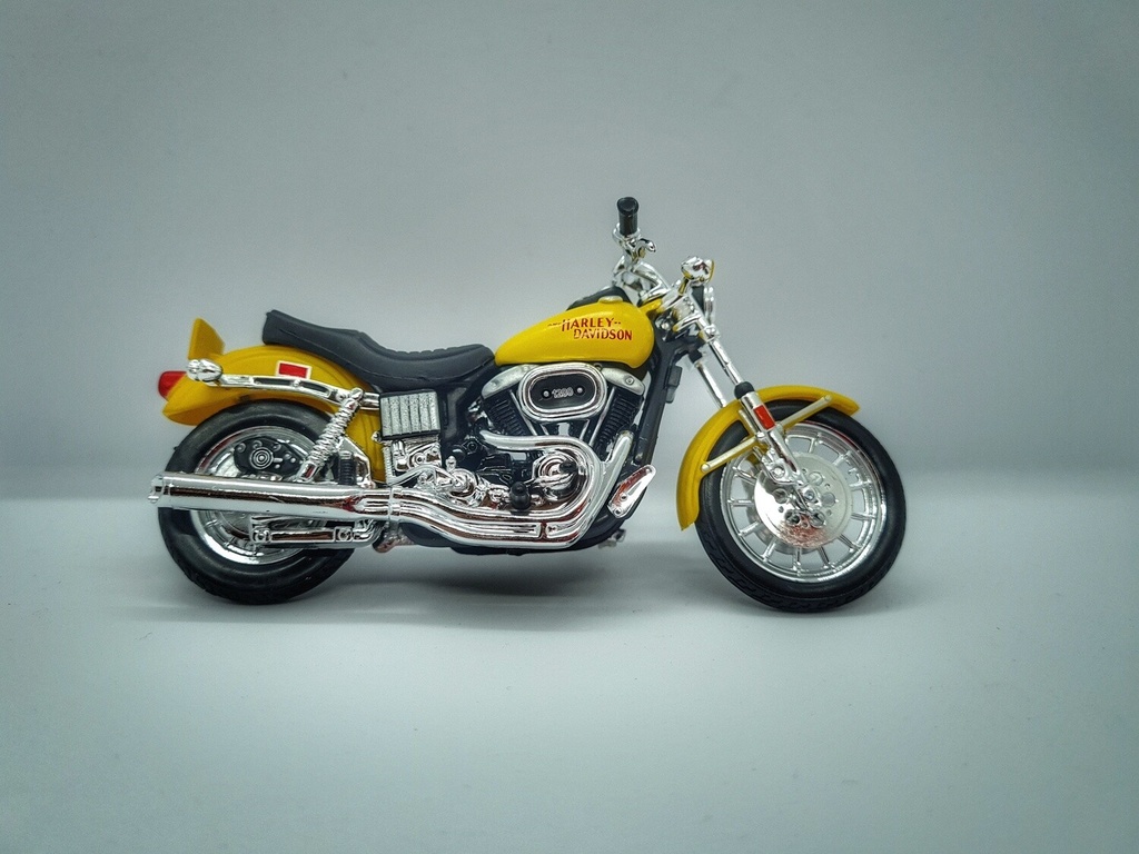 1:18 H-D Motorcycles, Series 38