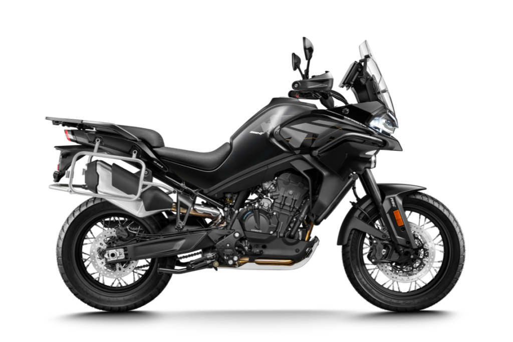 MOTOCICLETA 800MT EXPLORE NEGRA CFMOTO
