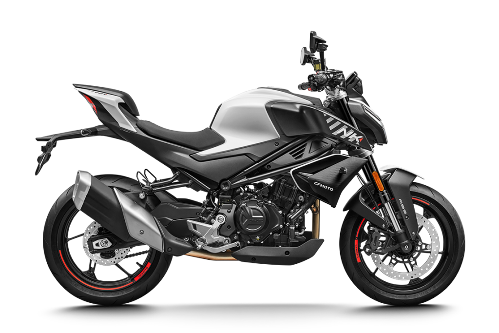 MOTOCICLETA 450NK BLANCA CFMOTO