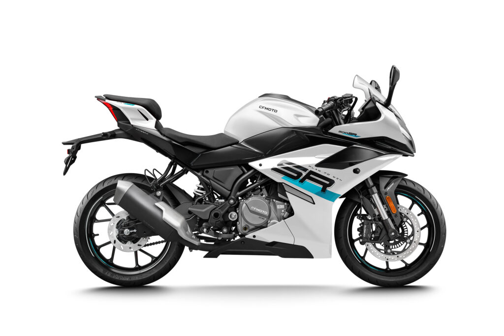 MOTOCICLETA 300SR BLANCA CFMOTO