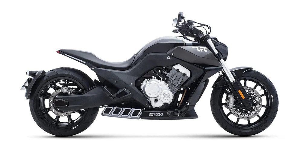 MOTOCICLETA LFC700 BENDA