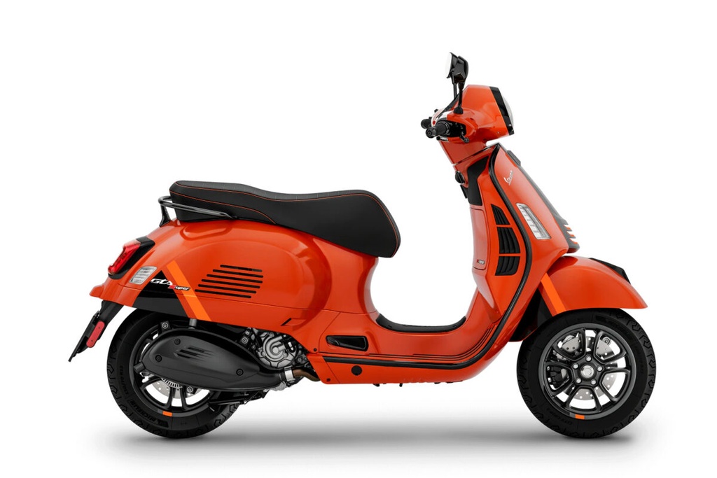Vespa GTS Super Sport 310 Naranja