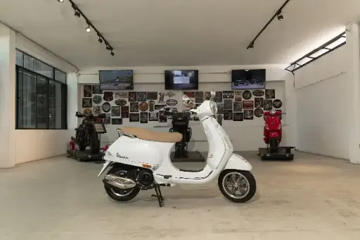 Vespa VXL 150cc Blanca