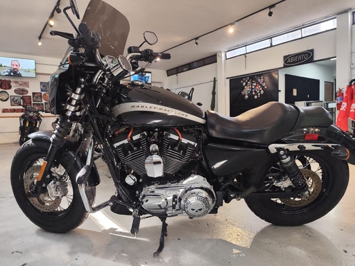 [XL1200USADA] MOTOCICLETA XL1200 CUSTOM HARLEY DAVIDSON